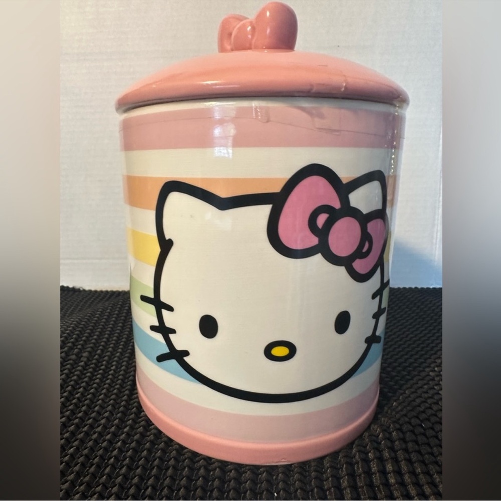 🆕Hello Kitty Ceramic Cookie Jar